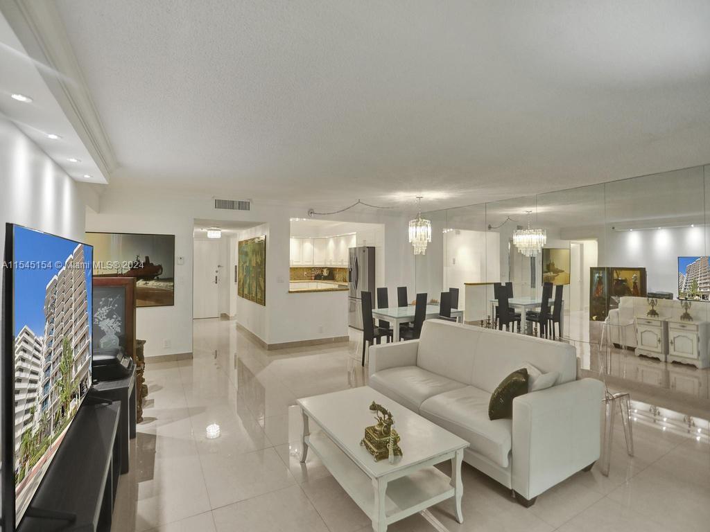 8877 Collins Ave #304, Surfside FL 33154