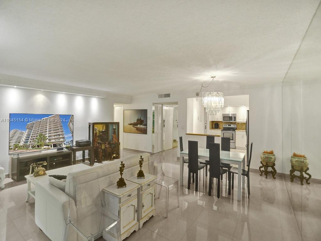 8877 Collins Ave #304, Surfside FL 33154