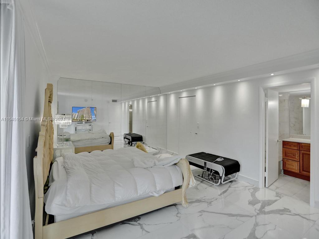 8877 Collins Ave #304, Surfside FL 33154