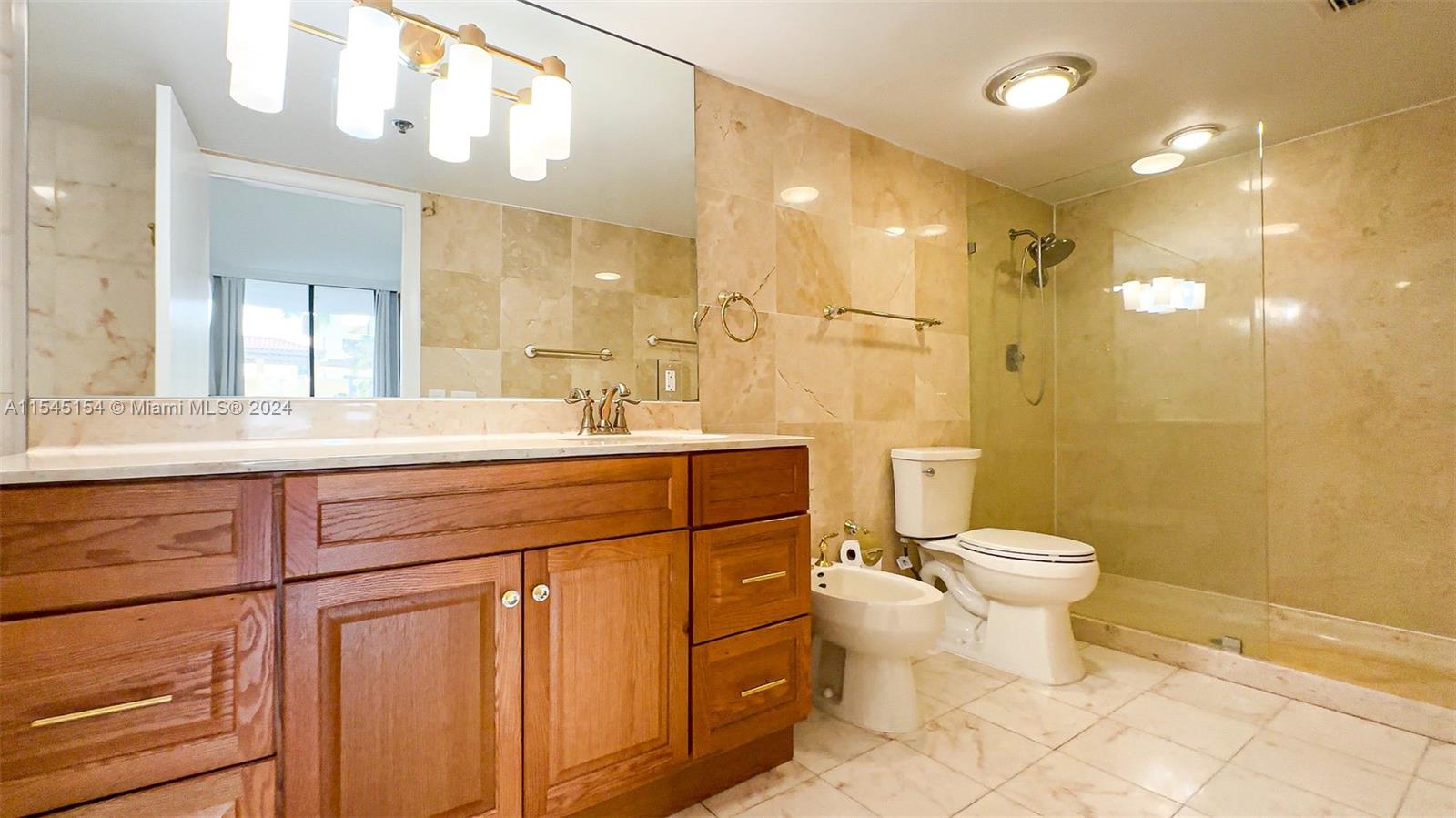 8877 Collins Ave #304, Surfside FL 33154