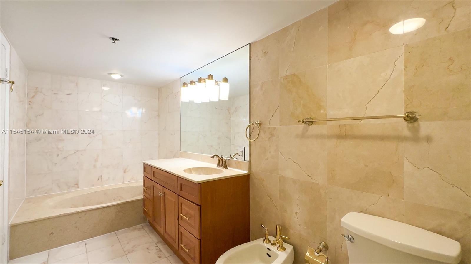 8877 Collins Ave #304, Surfside FL 33154