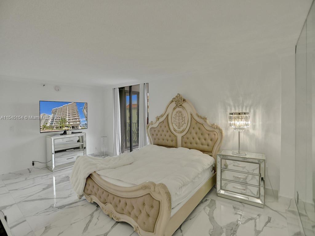 8877 Collins Ave #304, Surfside FL 33154