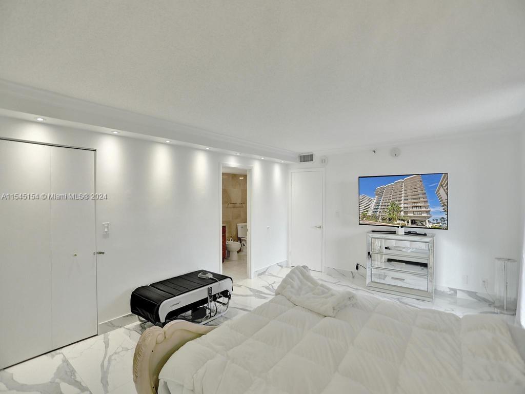 8877 Collins Ave #304, Surfside FL 33154