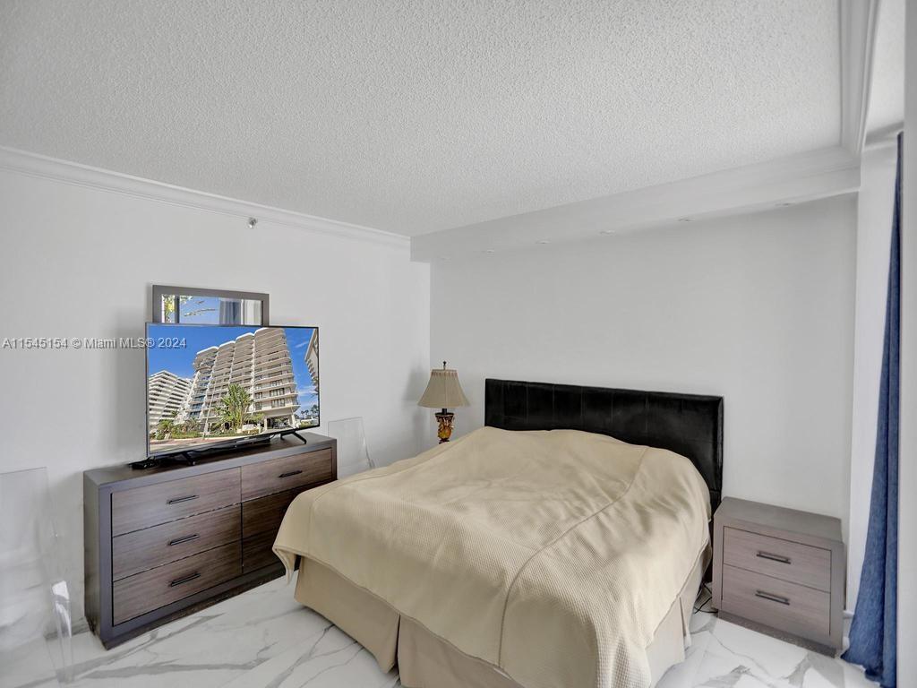 8877 Collins Ave #304, Surfside FL 33154