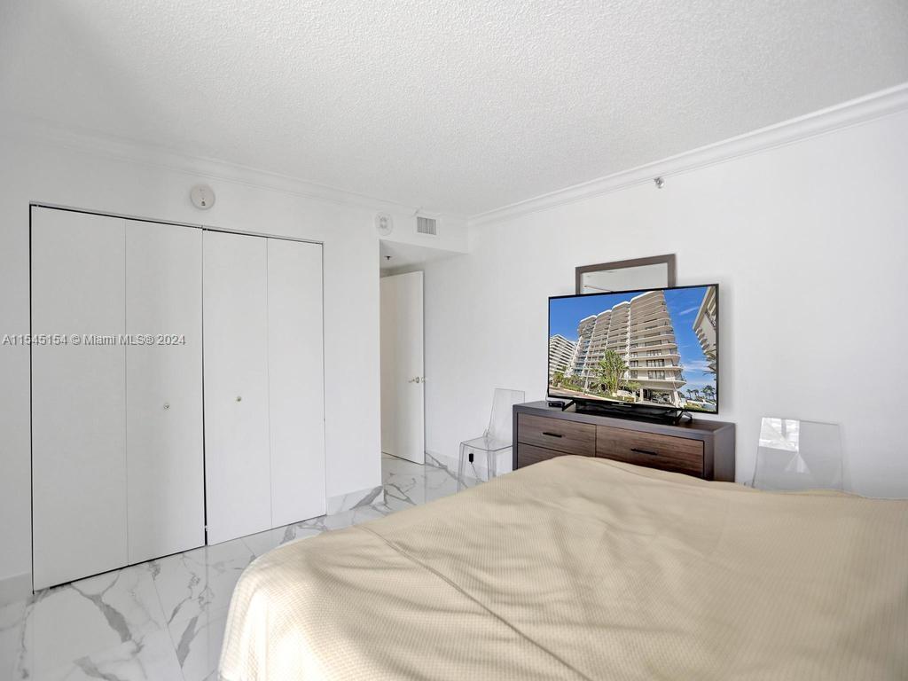 8877 Collins Ave #304, Surfside FL 33154