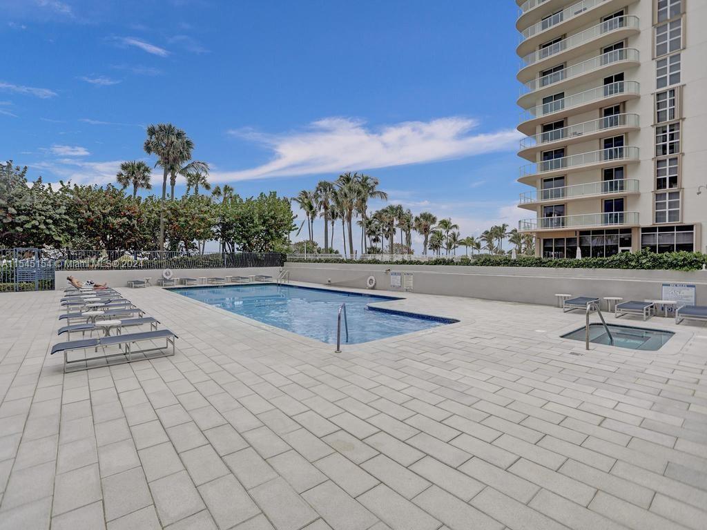 8877 Collins Ave #304, Surfside FL 33154