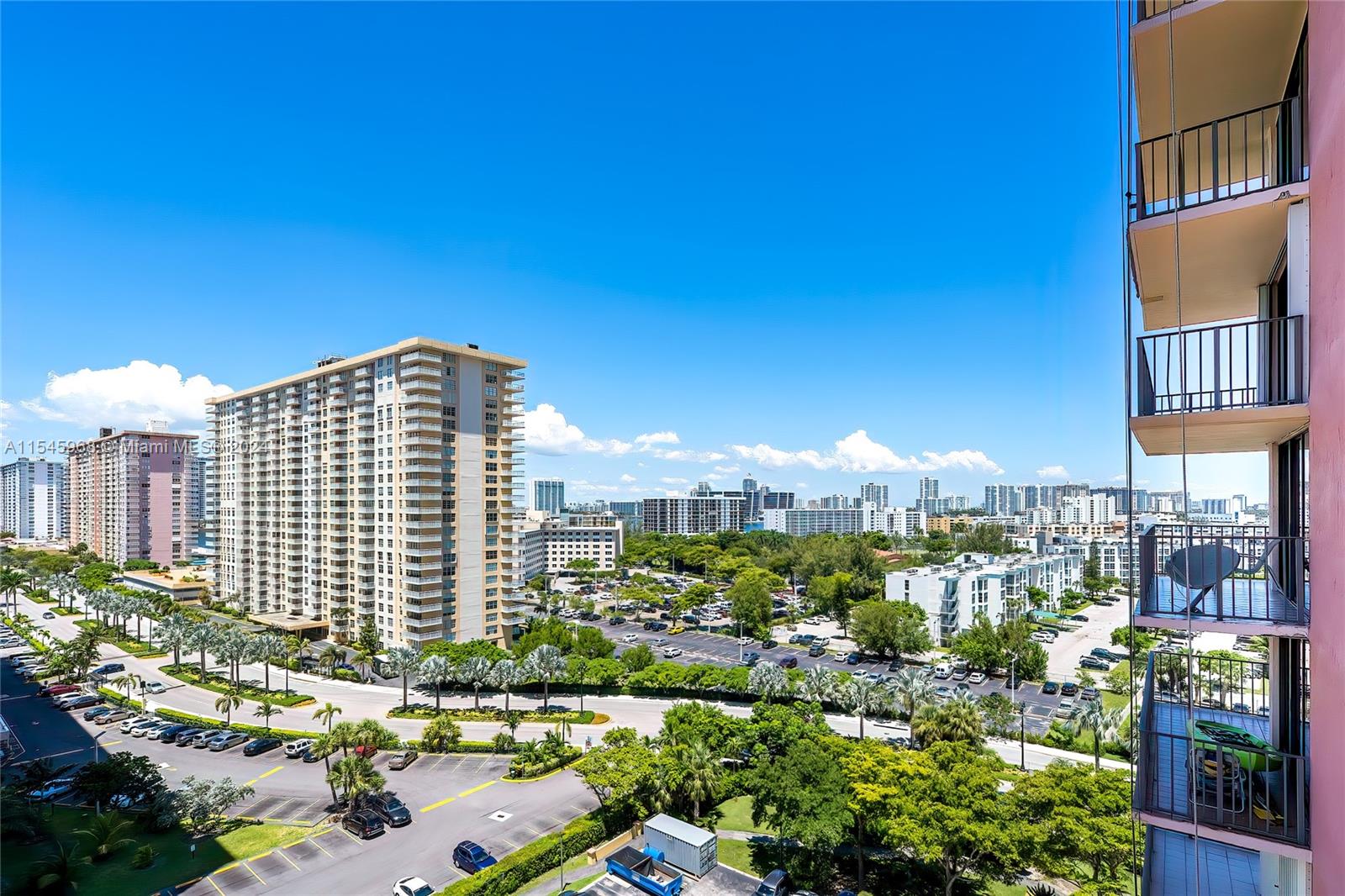 210 174th St #1209, Sunny Isles Beach, Florida image 35