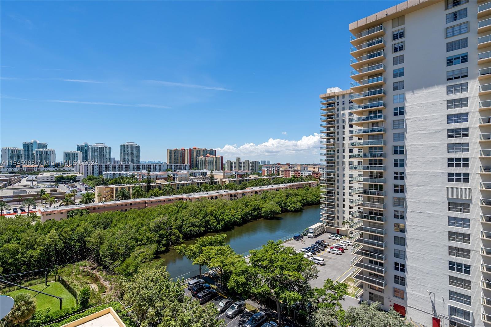 210 174th St #1209, Sunny Isles Beach, Florida image 37