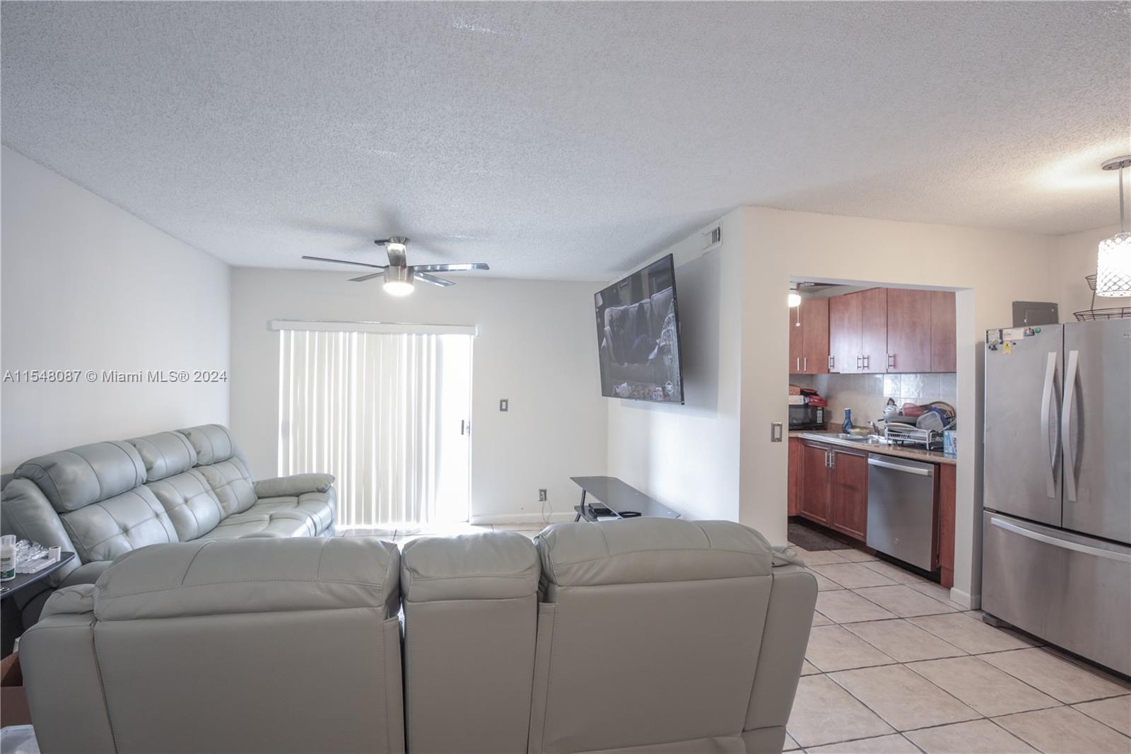 7561 NW 16th St #2305, Plantation, Florida image 2