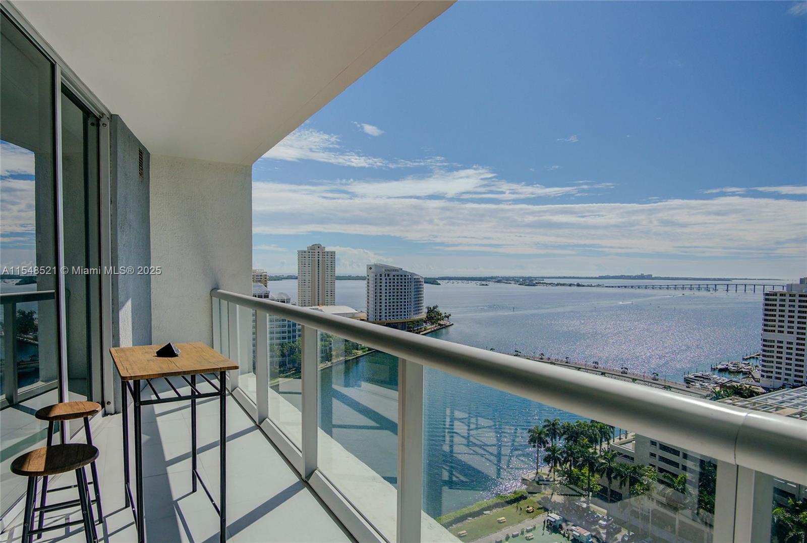 Condo for Sale in Miami, FL