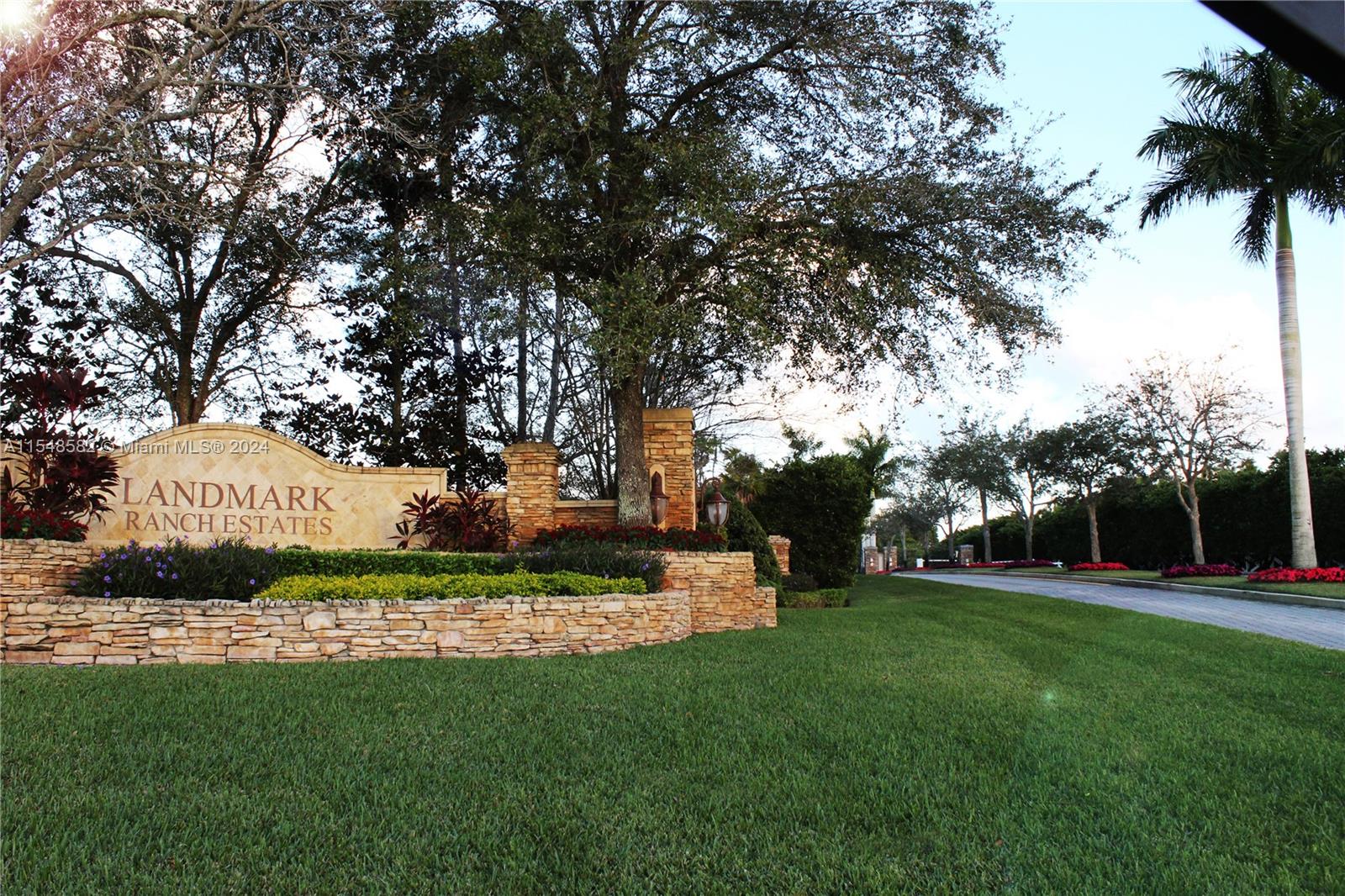 16700 Berkshire Ct, Southwest Ranches, Florida image 21