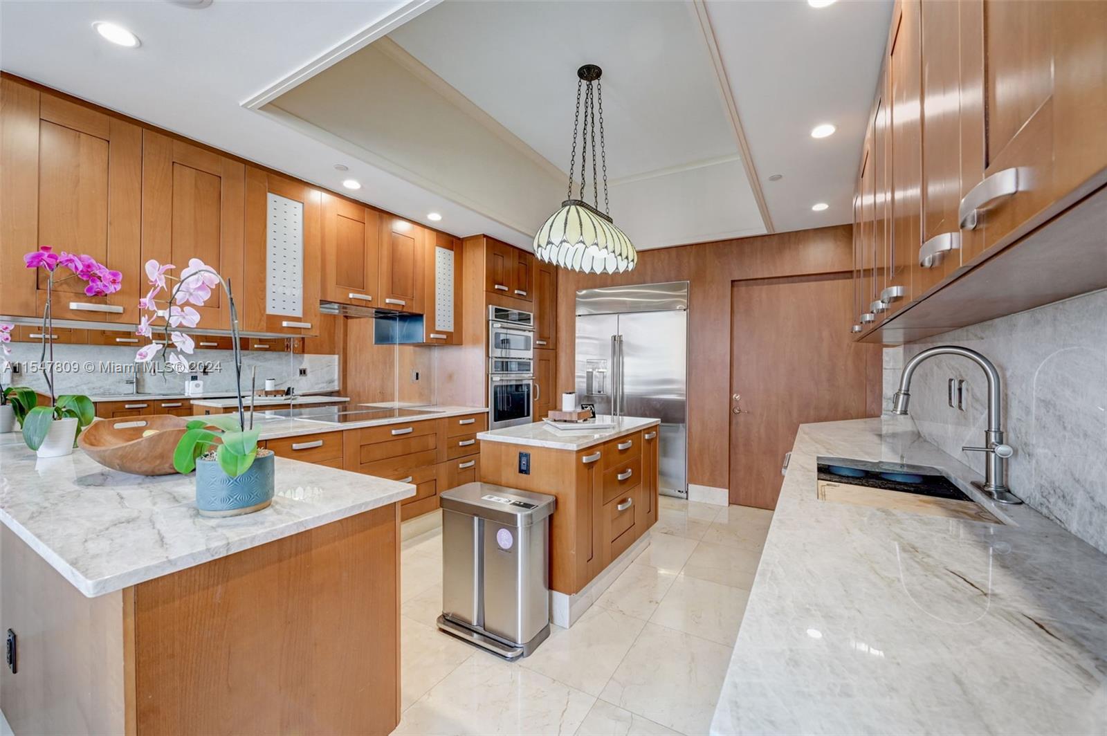 60 Edgewater Dr #PH3-C, Coral Gables FL 33133