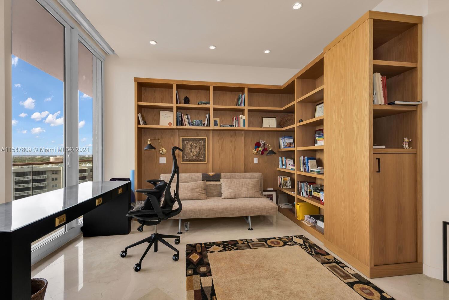 60 Edgewater Dr #PH3-C, Coral Gables FL 33133