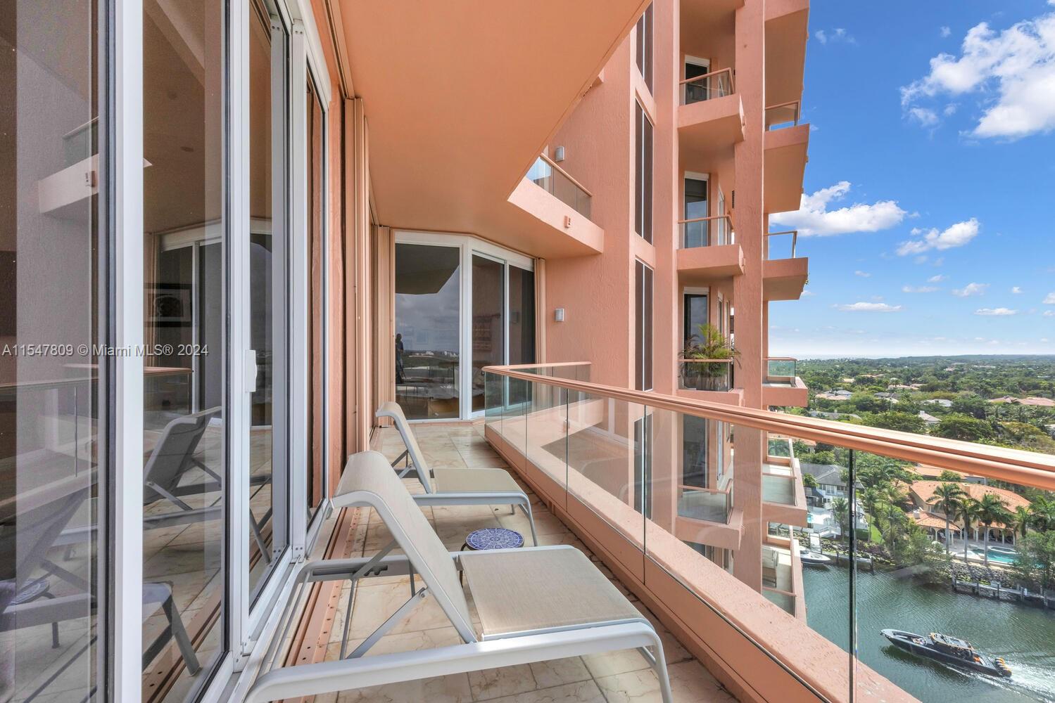 60 Edgewater Dr #PH3-C, Coral Gables FL 33133