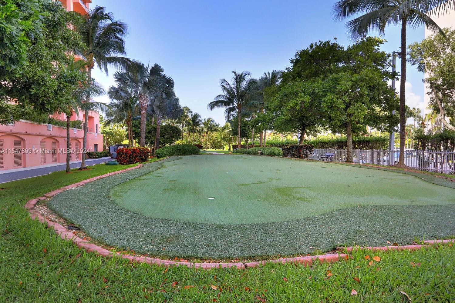 60 Edgewater Dr #PH3-C, Coral Gables FL 33133