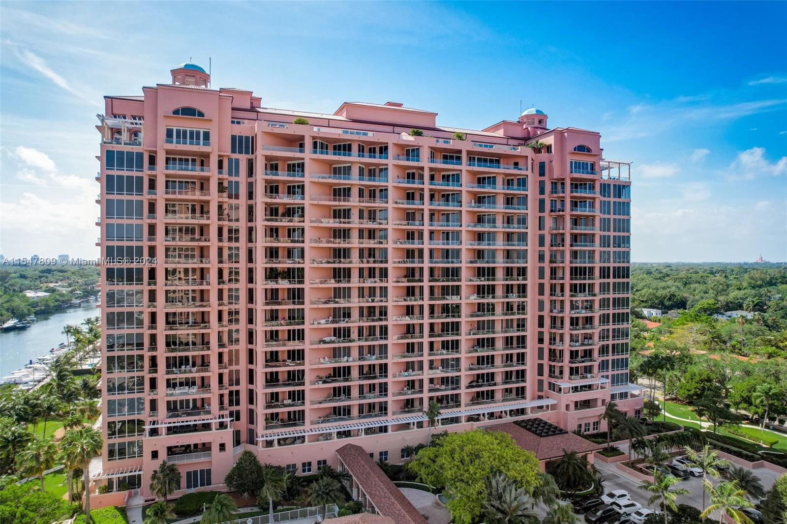 60 Edgewater Dr #PH3-C, Coral Gables FL 33133