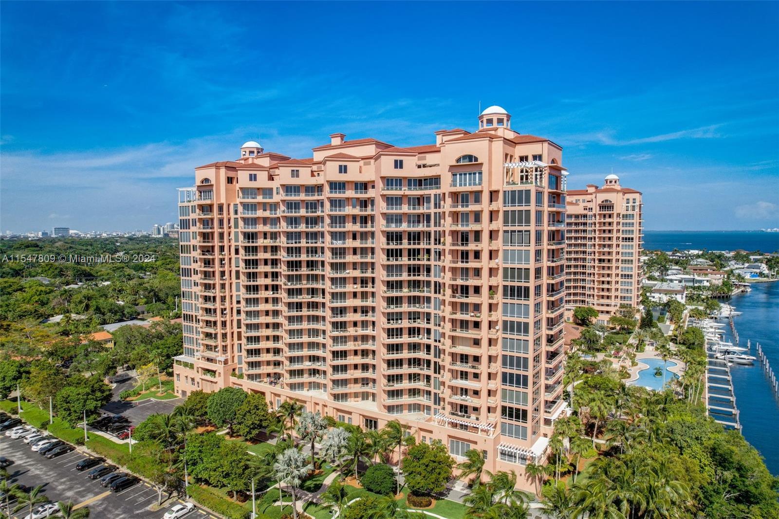 60 Edgewater Dr #PH3-C, Coral Gables FL 33133