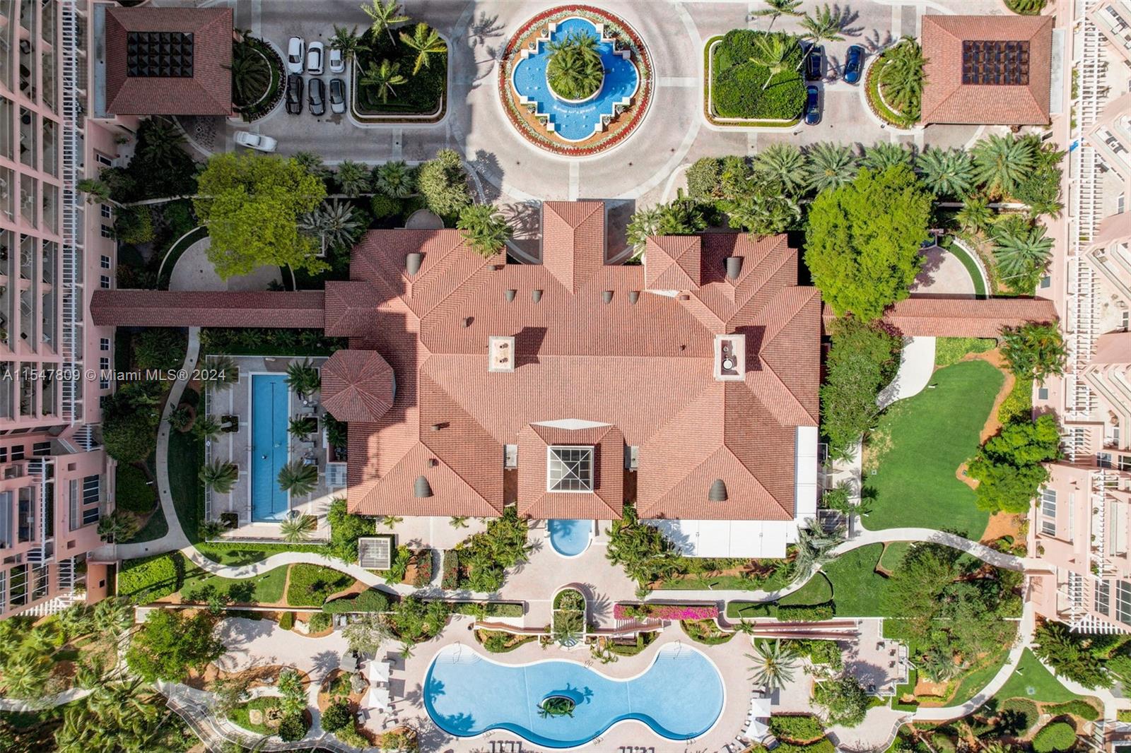 60 Edgewater Dr #PH3-C, Coral Gables FL 33133
