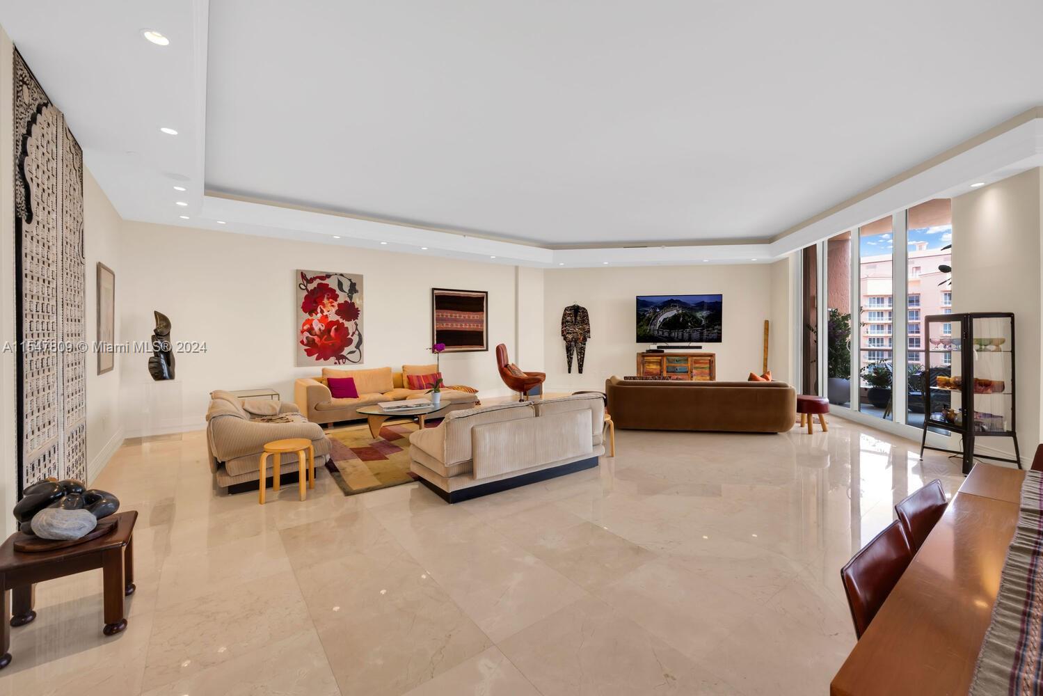 60 Edgewater Dr #PH3-C, Coral Gables FL 33133