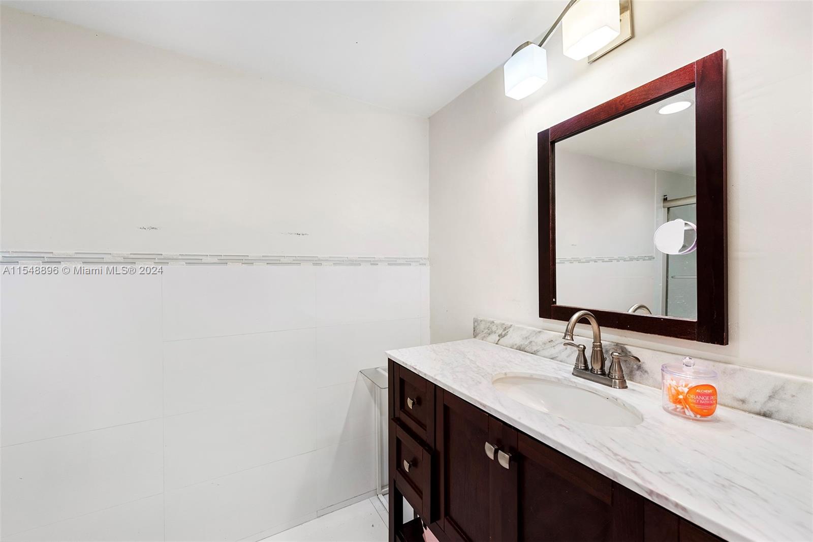 401 N Laurel Dr #202, Margate, Florida image 12