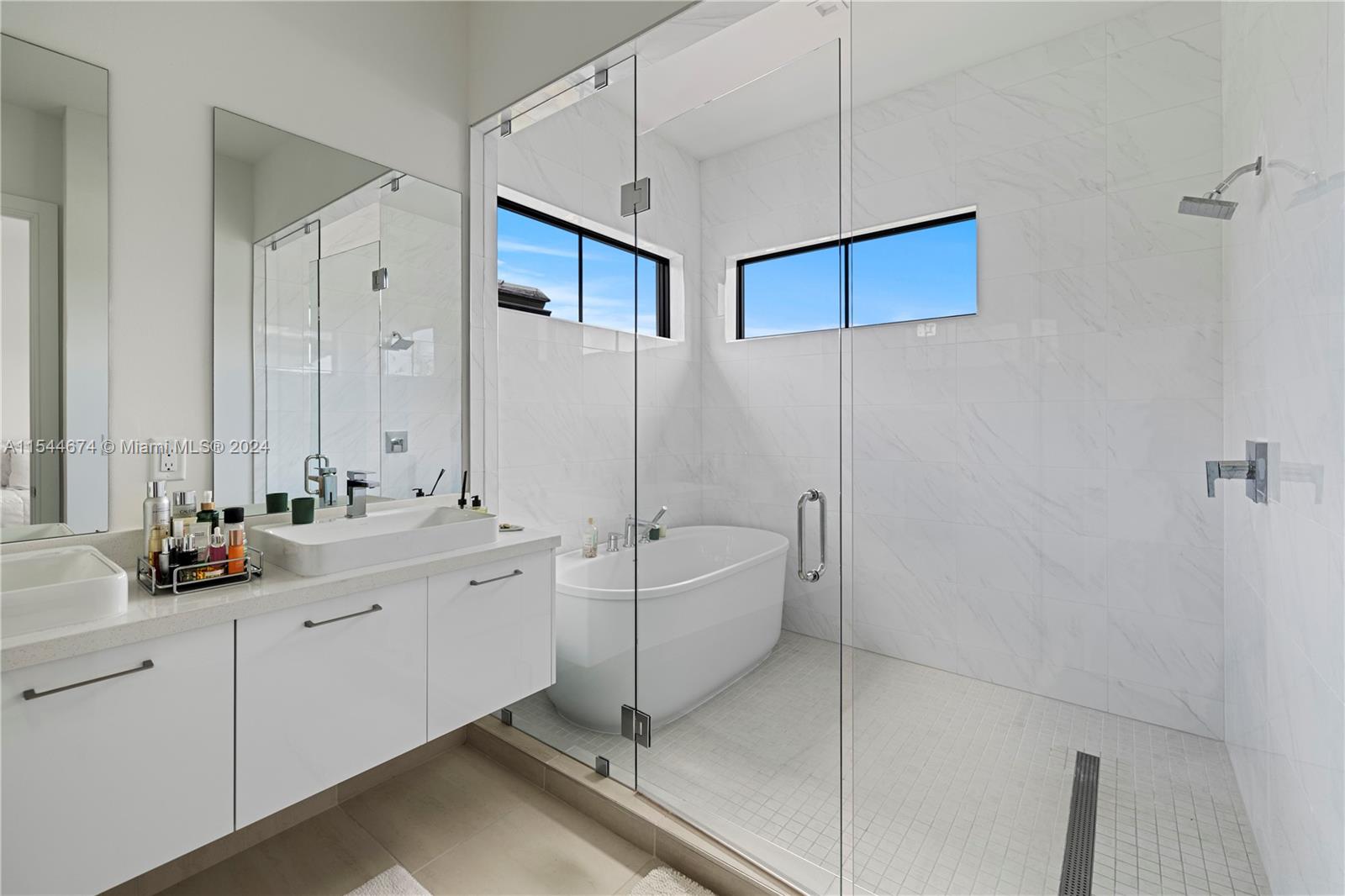 Listing Photo 18