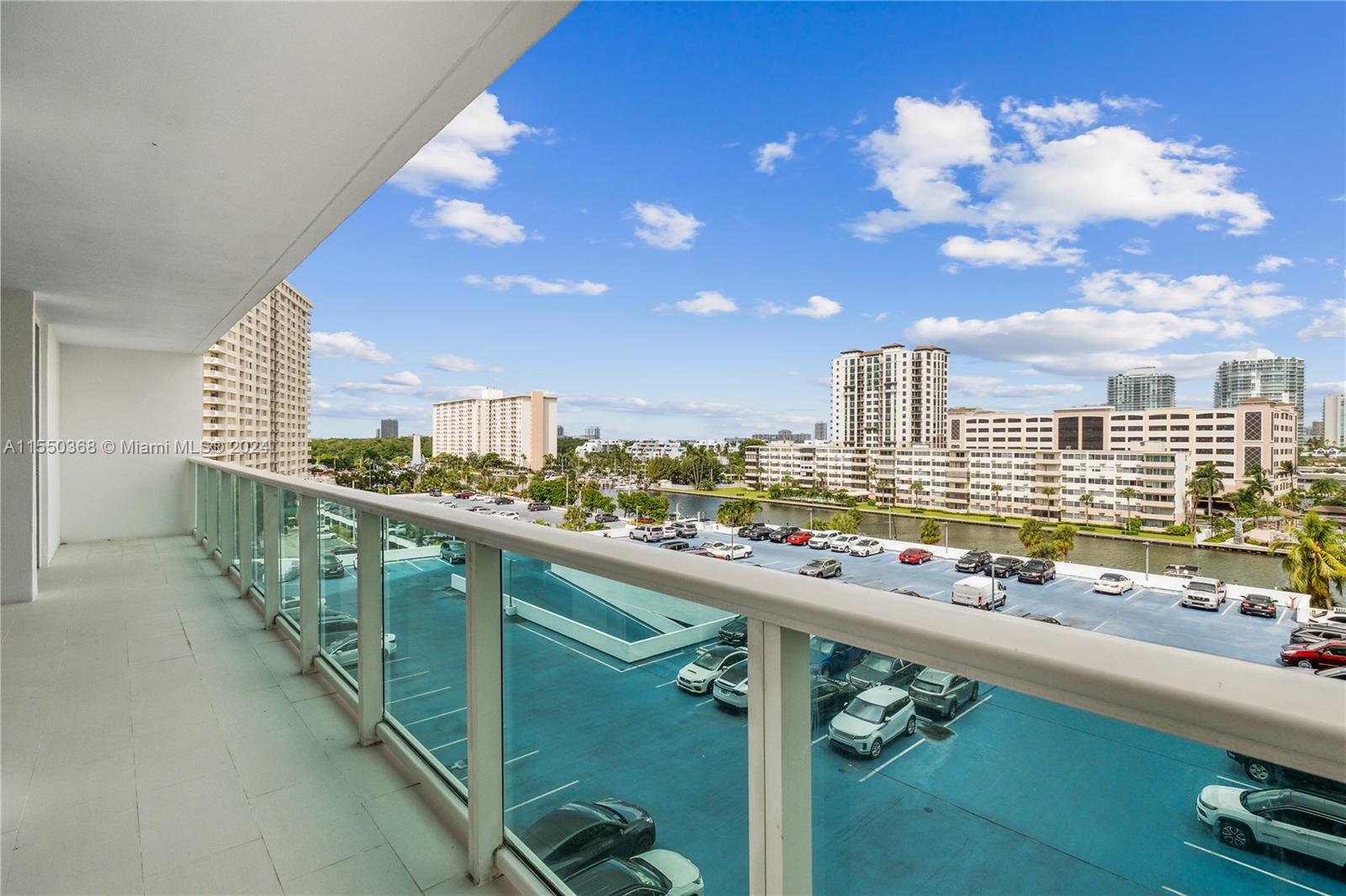 100 Bayview Dr #629, Sunny Isles Beach, Florida image 3