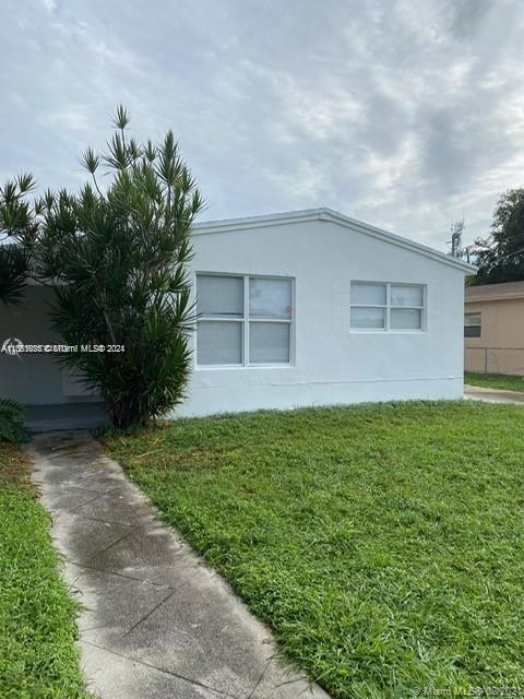 4621 SW 19th St, West Park, Florida image 1