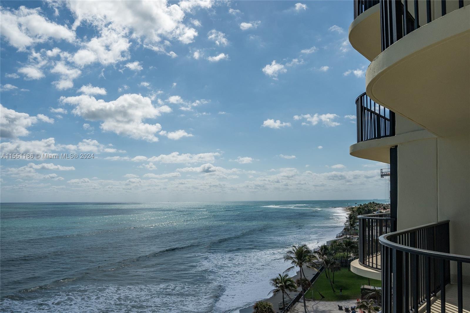 Residential, Tequesta, Florida image 10