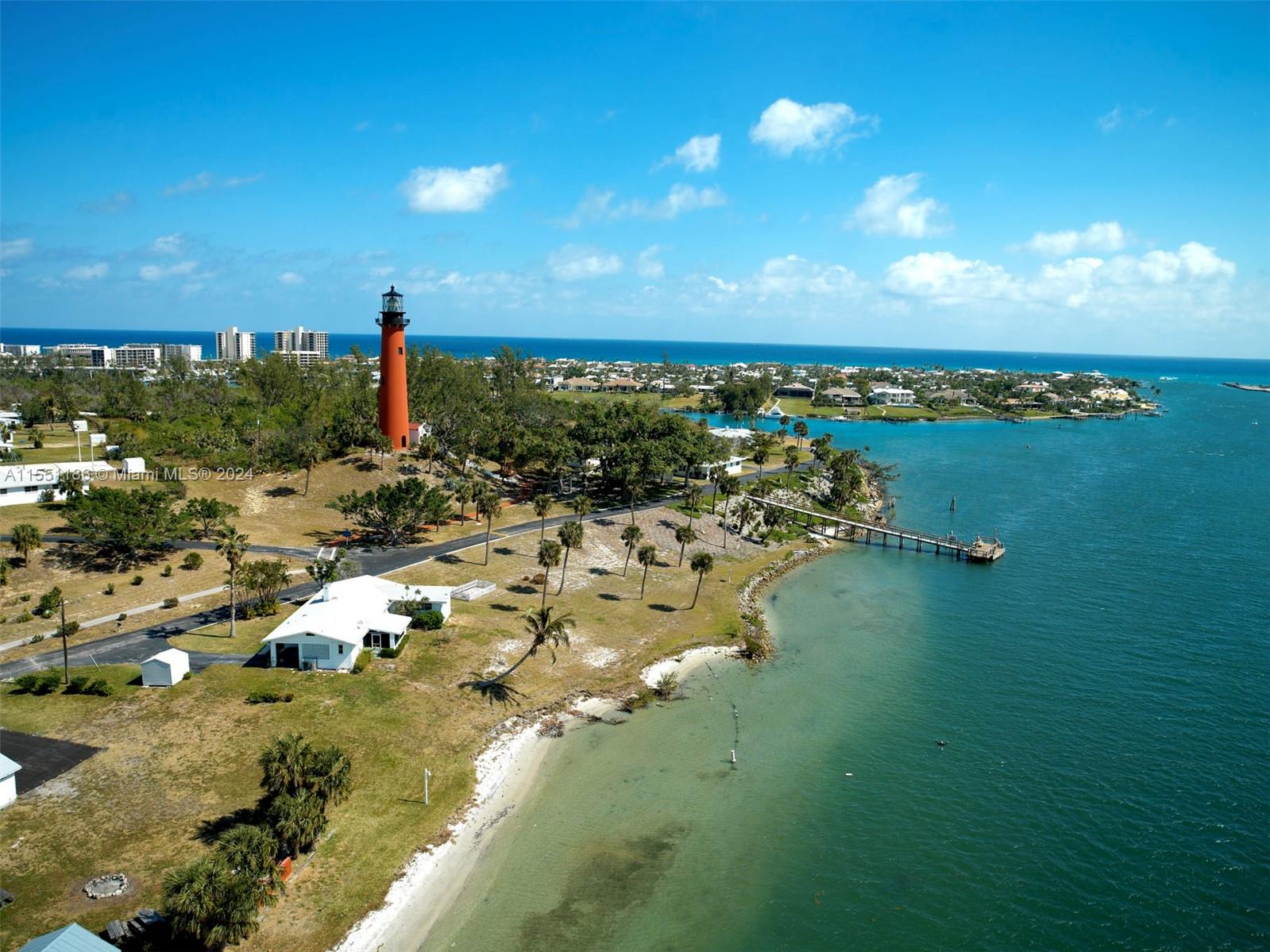 Residential, Tequesta, Florida image 34