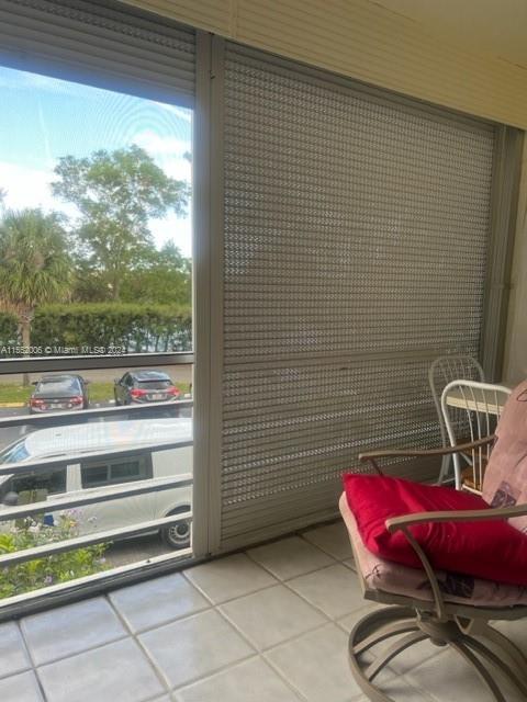 2871 Somerset Dr #218, Lauderdale Lakes, Florida image 3