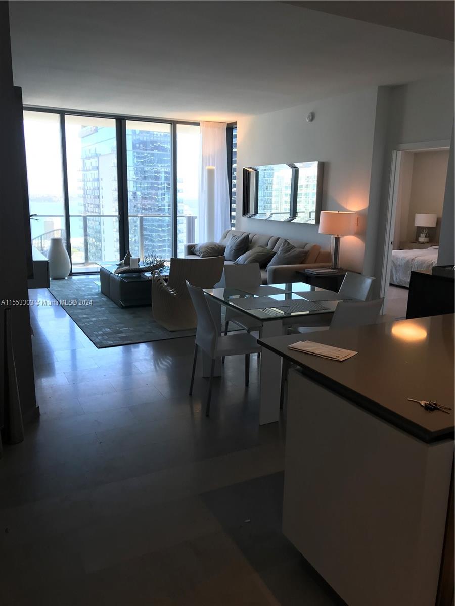 88 SW 7th St #3509, Miami FL 33130