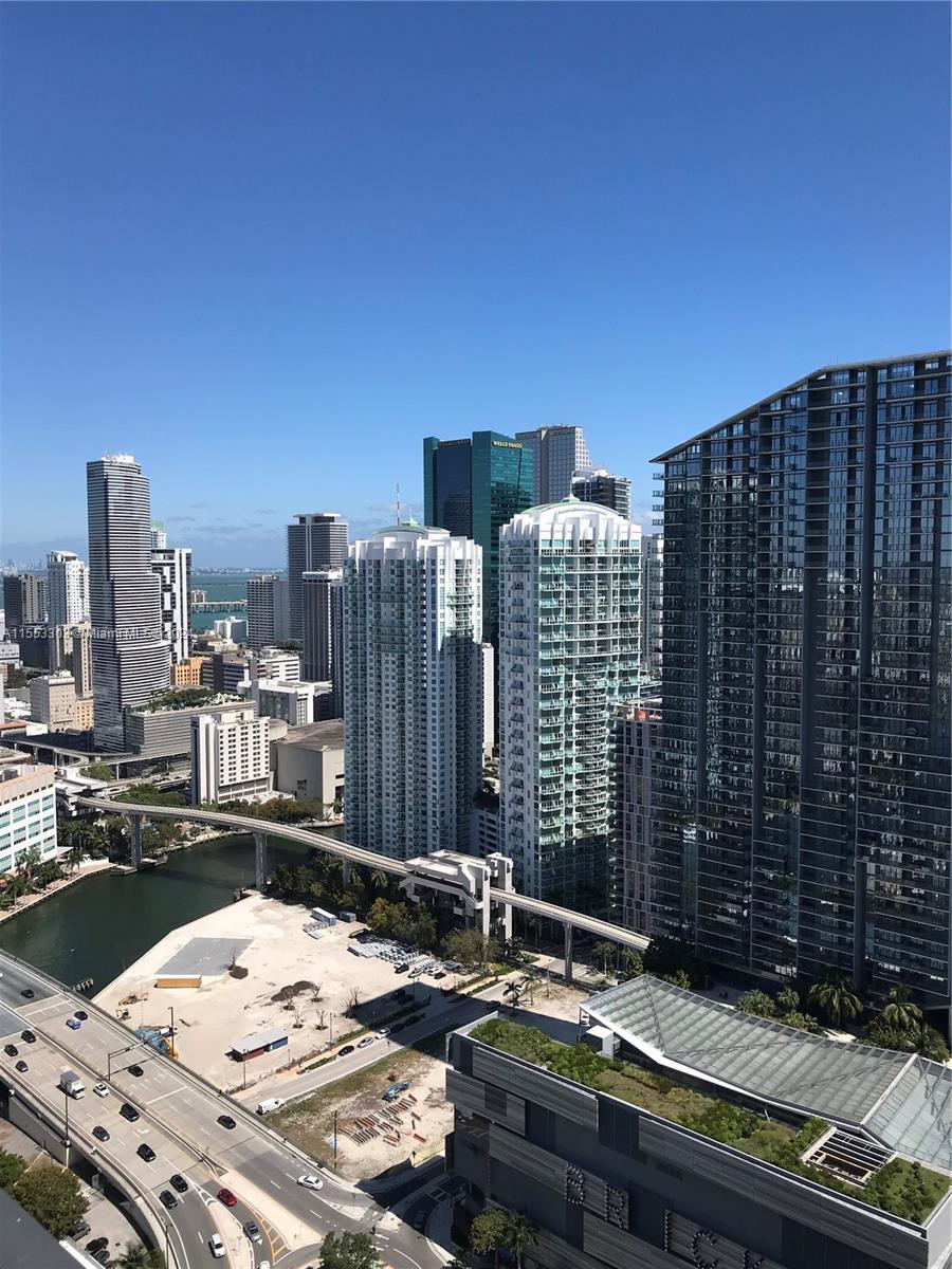 88 SW 7th St #3509, Miami FL 33130