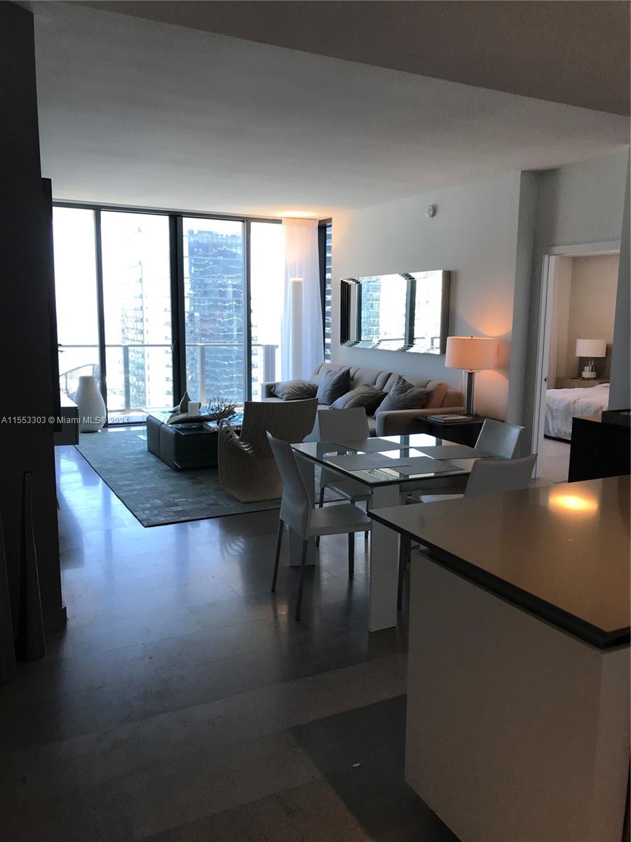 88 SW 7th St #3509, Miami FL 33130