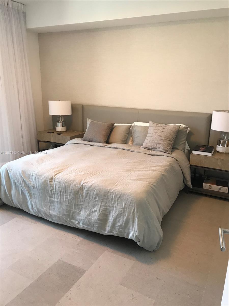 88 SW 7th St #3509, Miami FL 33130