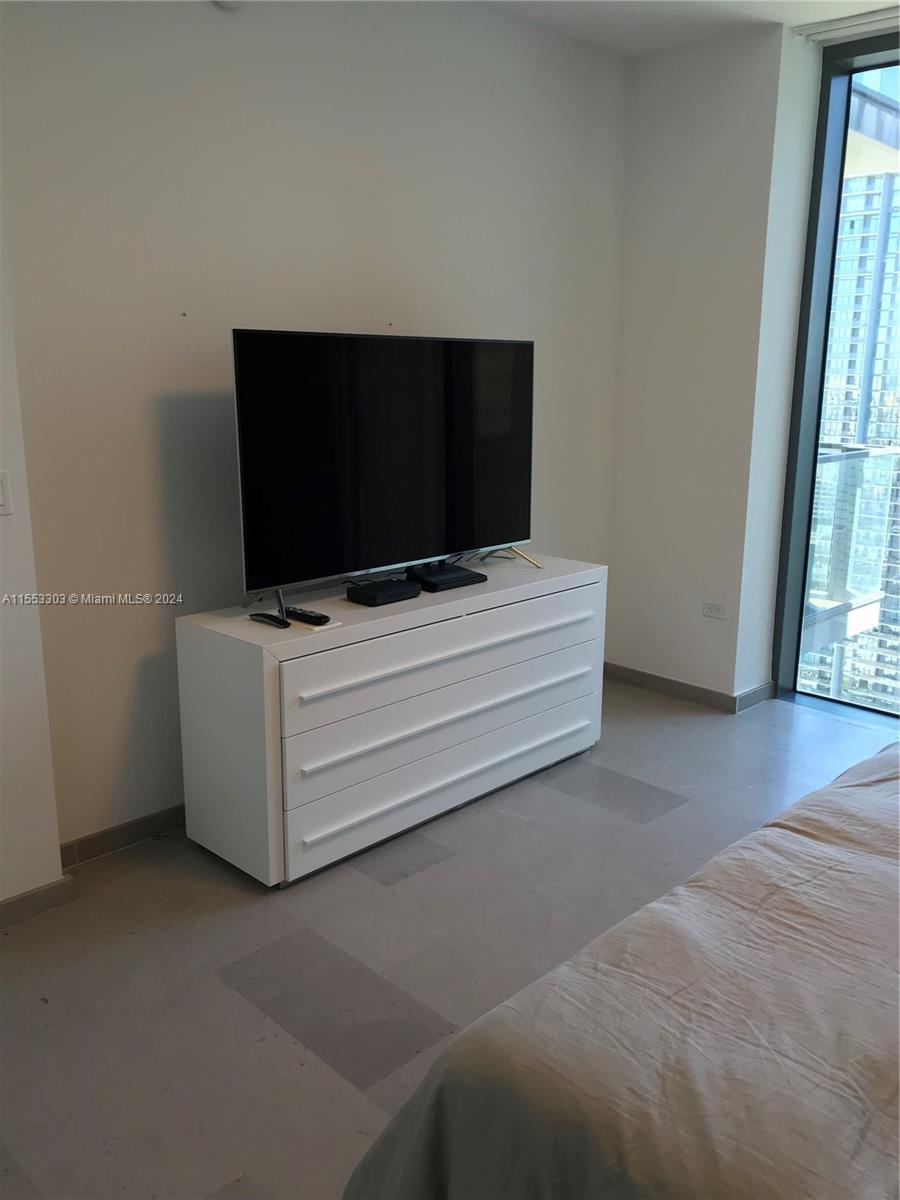 88 SW 7th St #3509, Miami FL 33130
