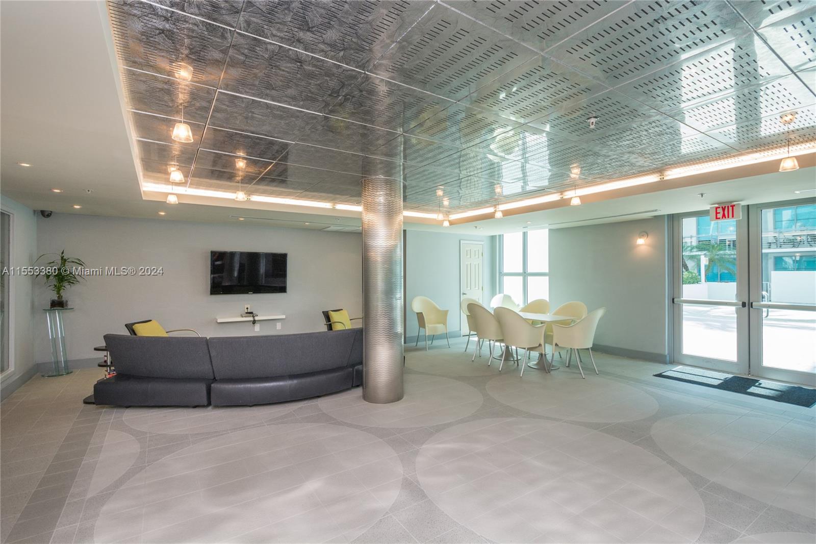 110 Washington Ave #2311, Miami Beach FL 33139
