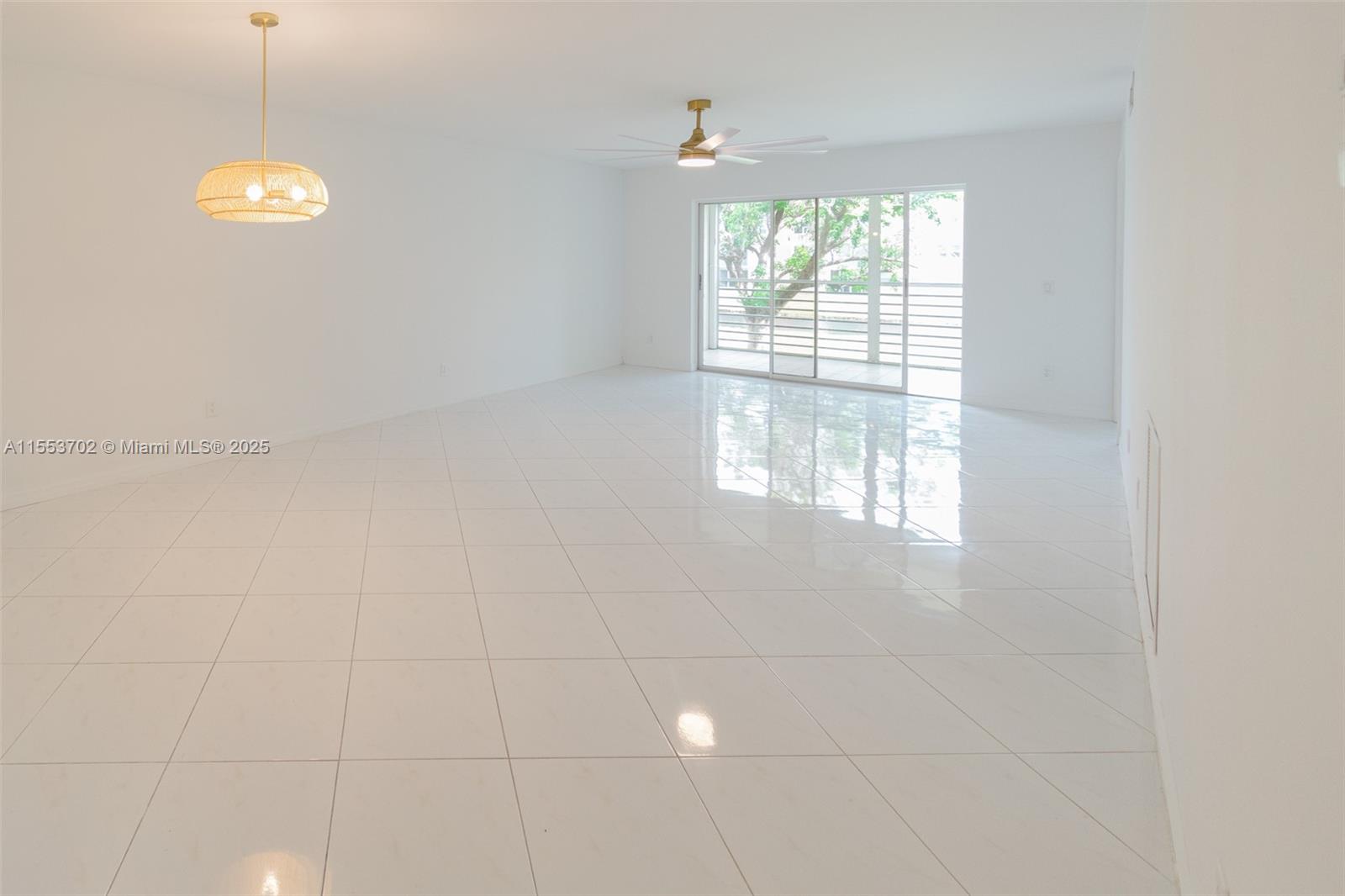 10315 24th Pl Unit 204, Sunrise, Florida 33322