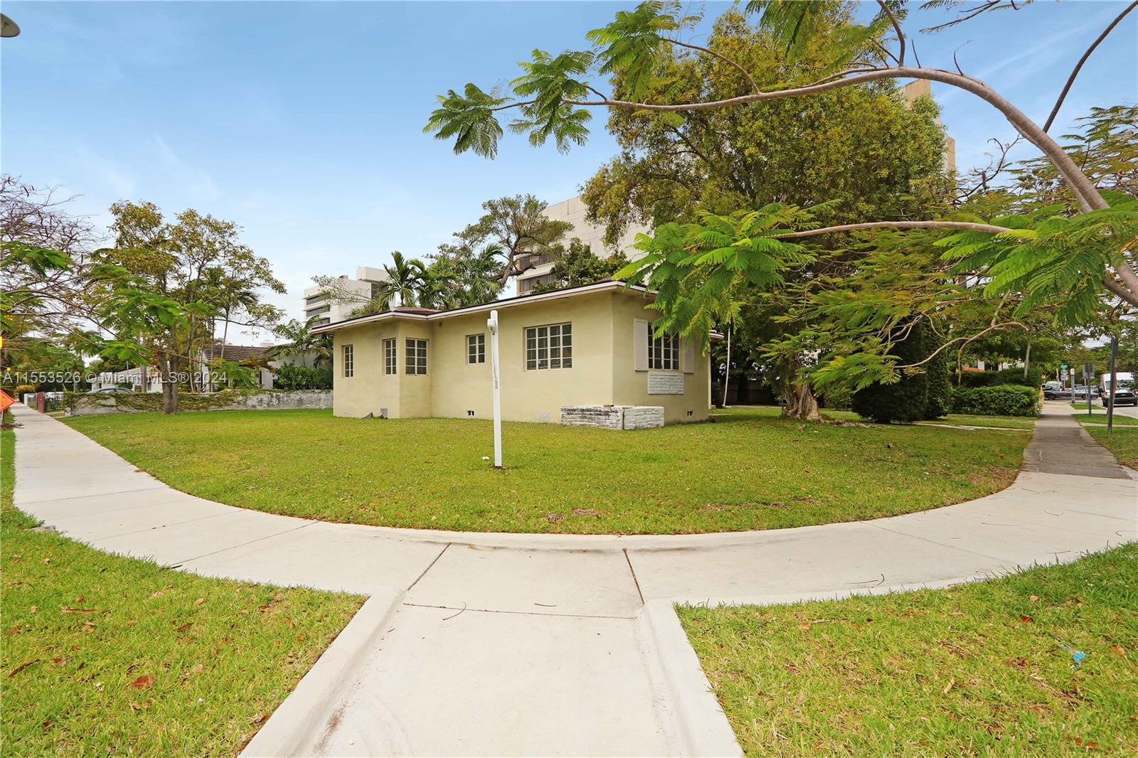 Listing Photo 9