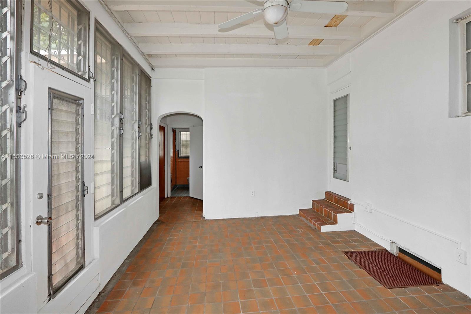 Listing Photo 18