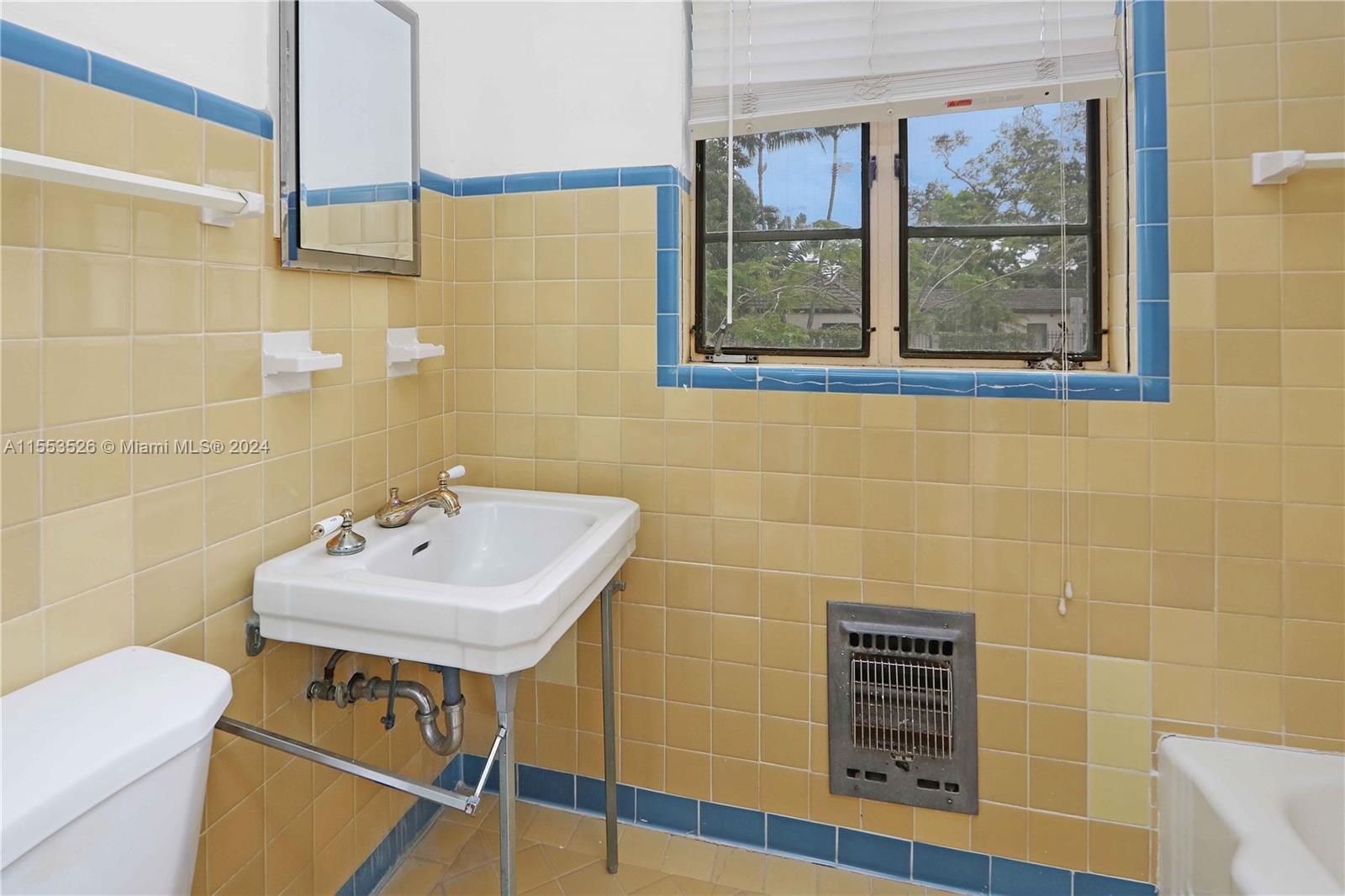 Listing Photo 24