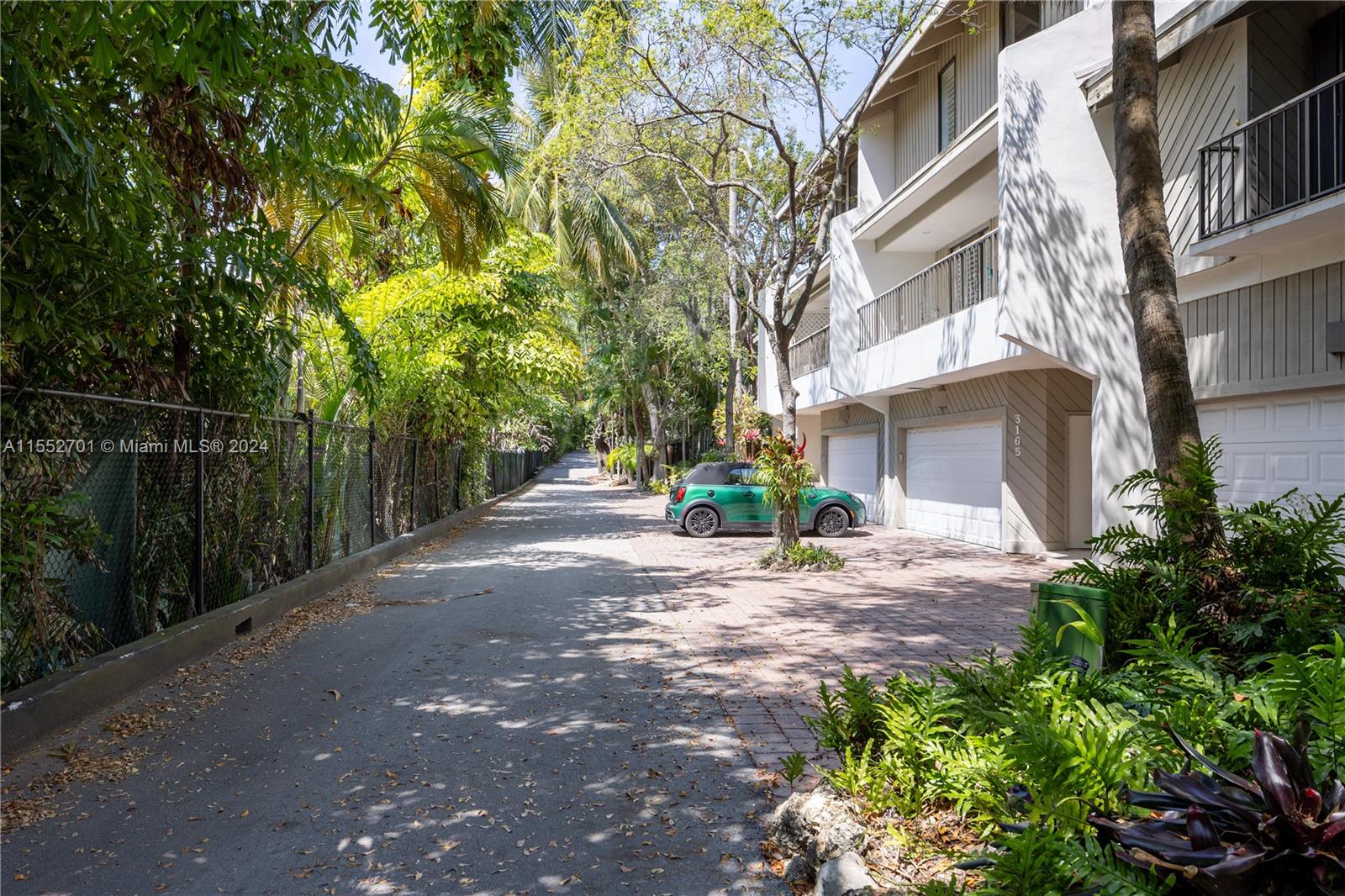 3163 Via Abitare Way #3, Coconut Grove, Florida image 32