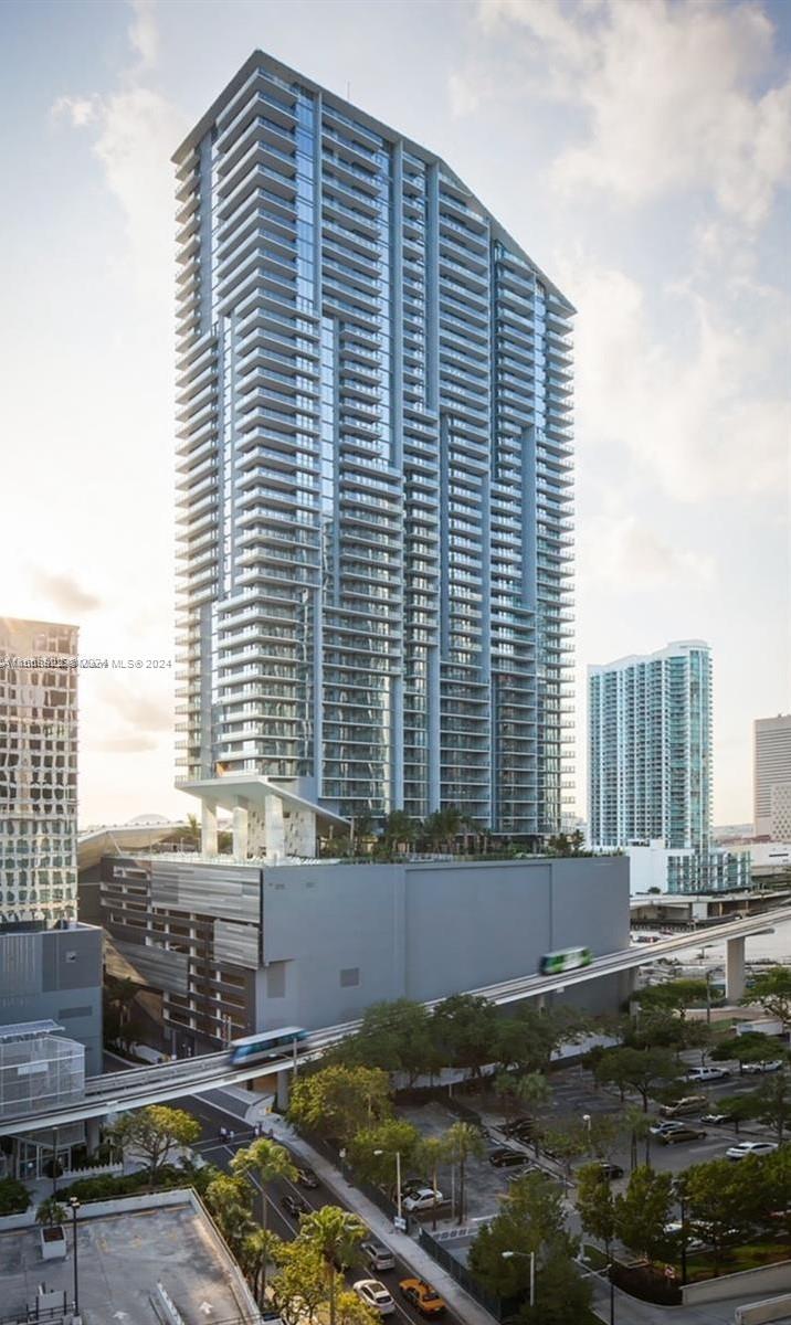 88 SW 7th St #3006, Miami, Florida image 12