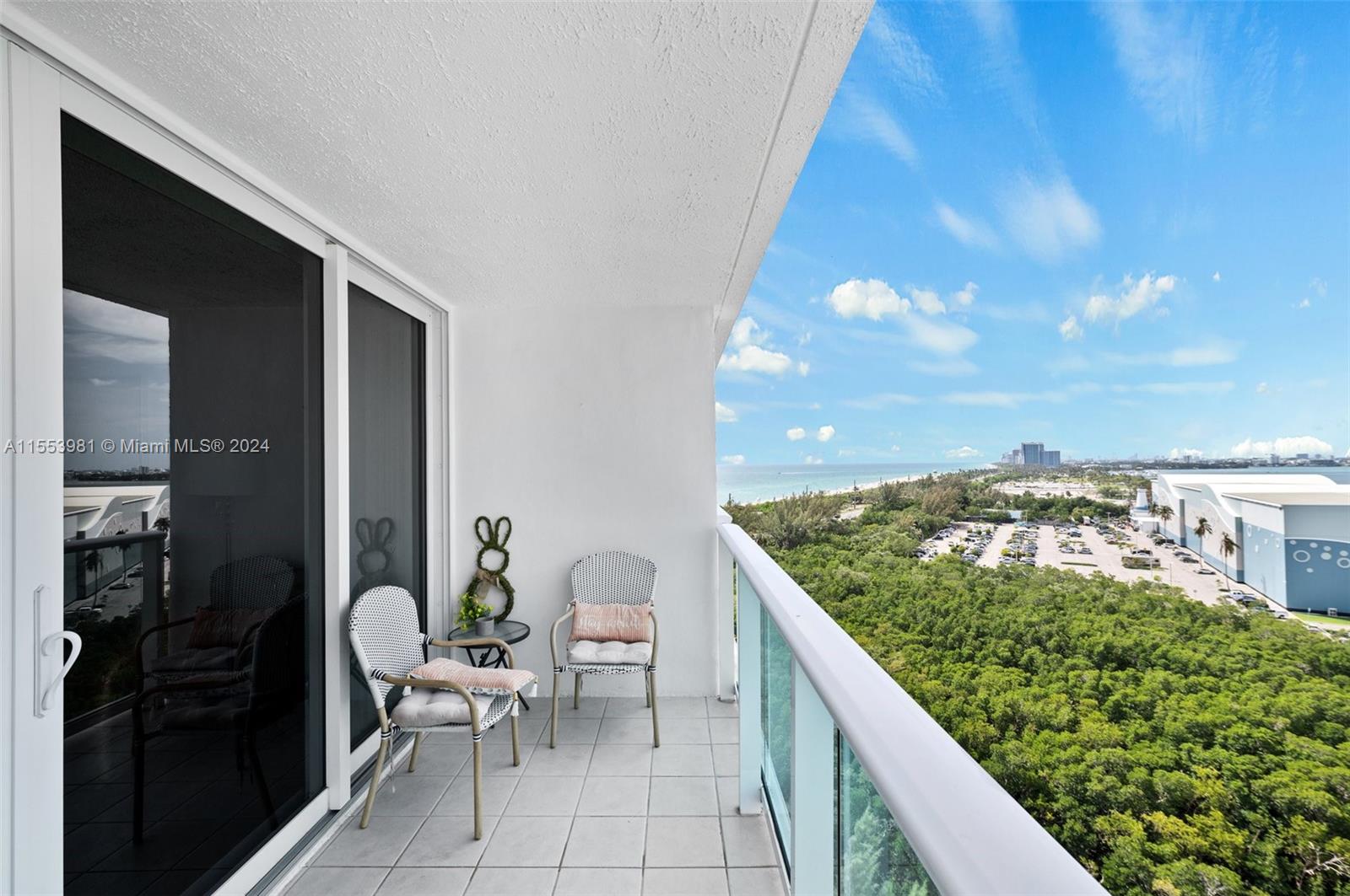 100 Bayview Dr #1418, Sunny Isles Beach, Florida image 2