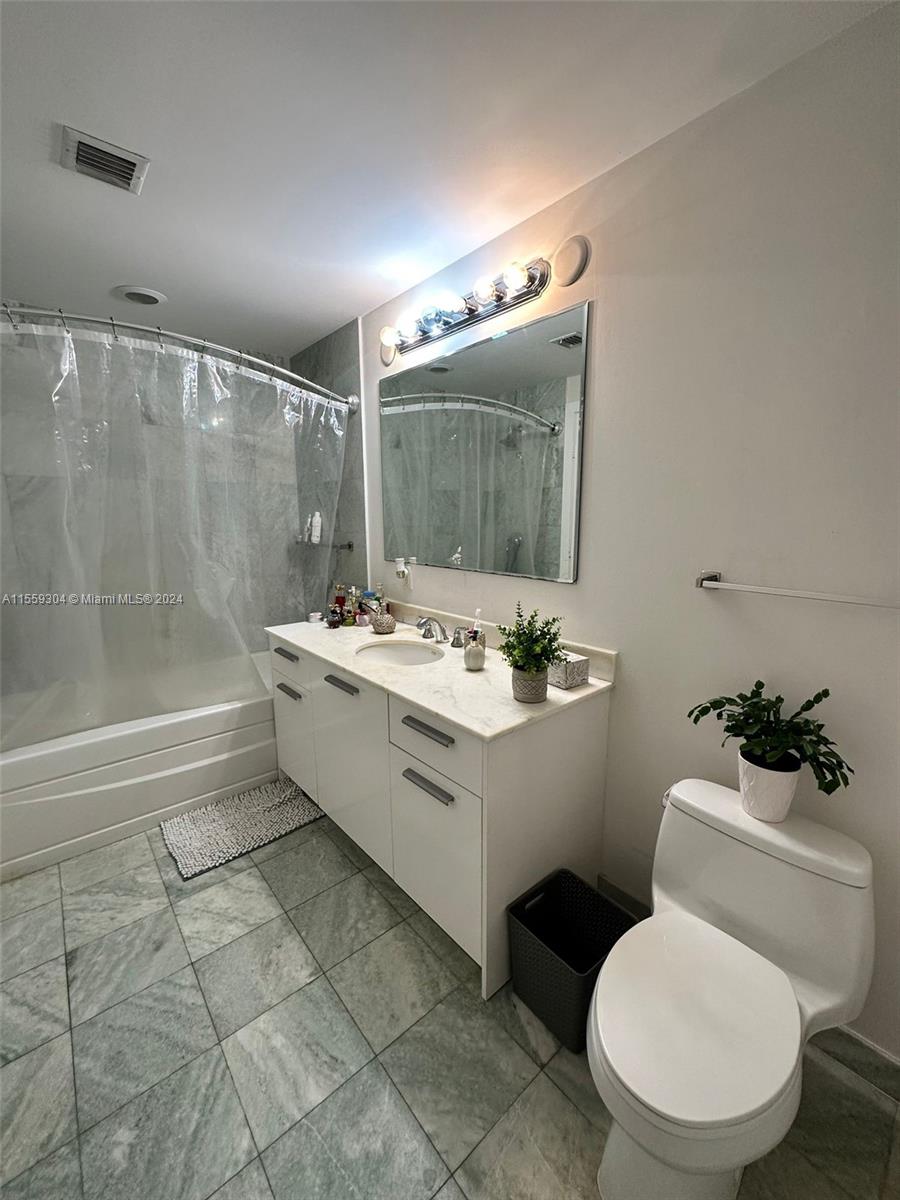 1050 Brickell Ave #1504, Miami, Florida image 14