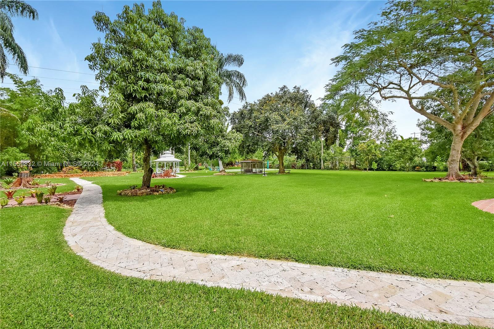 6800 SW 185th Way, Southwest Ranches, Florida image 8