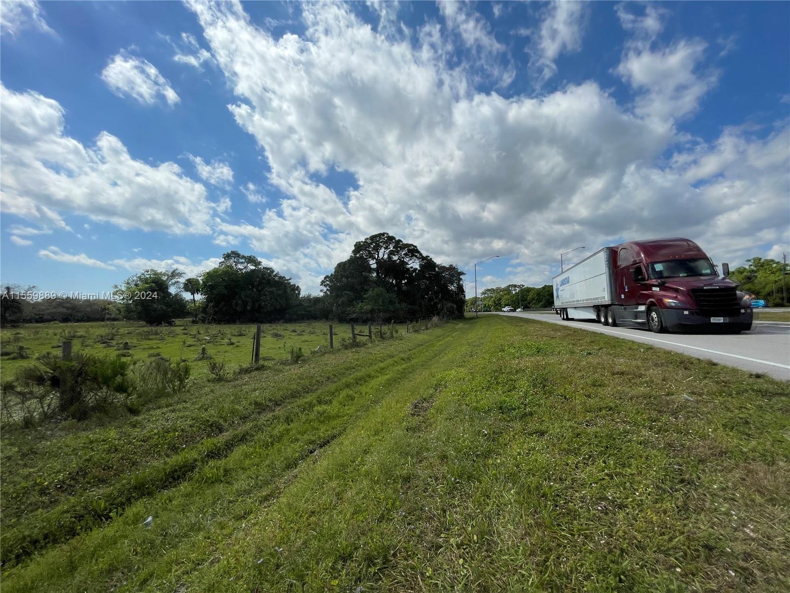 2358 E Sr 70, Okeechobee, Florida image 23