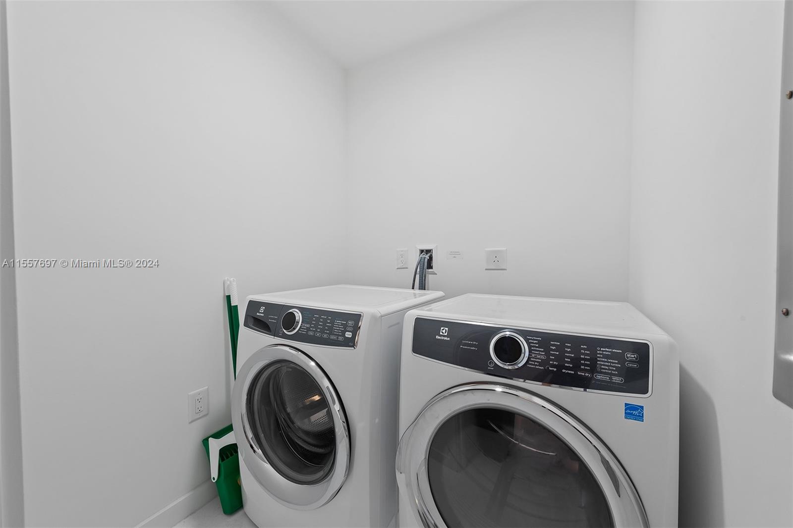 851 NE 1st Ave #3508, Miami FL 33132
