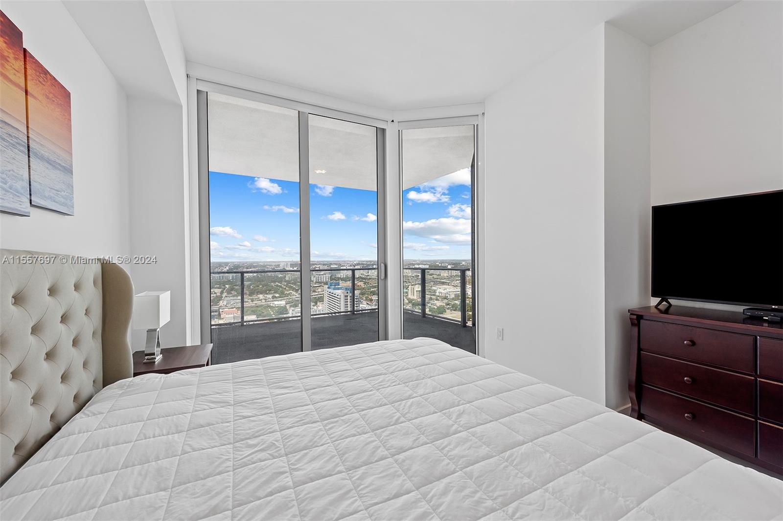 851 NE 1st Ave #3508, Miami FL 33132