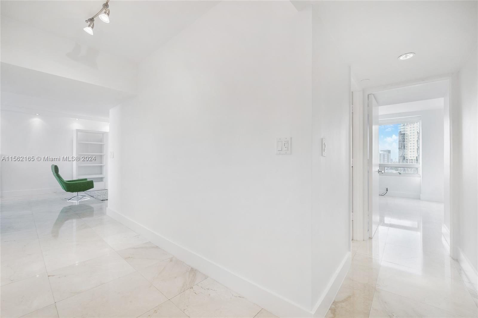 1541 Brickell Ave #B1603, Miami FL 33129