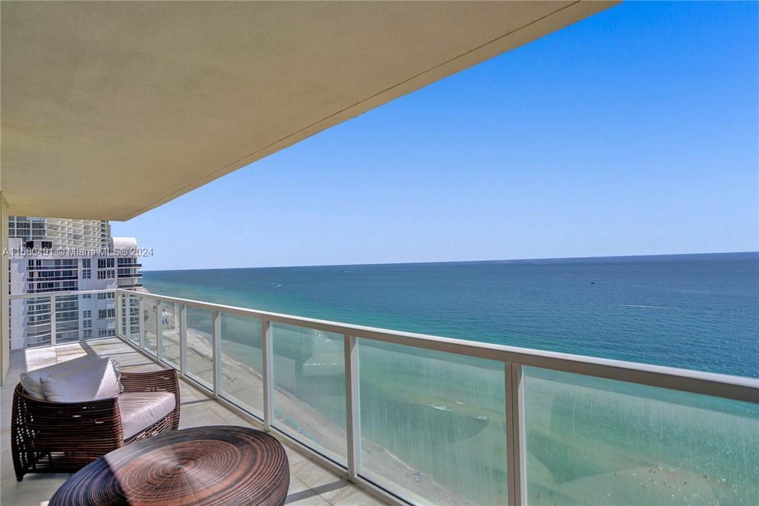 Condo for Sale in Sunny Isles Beach, FL